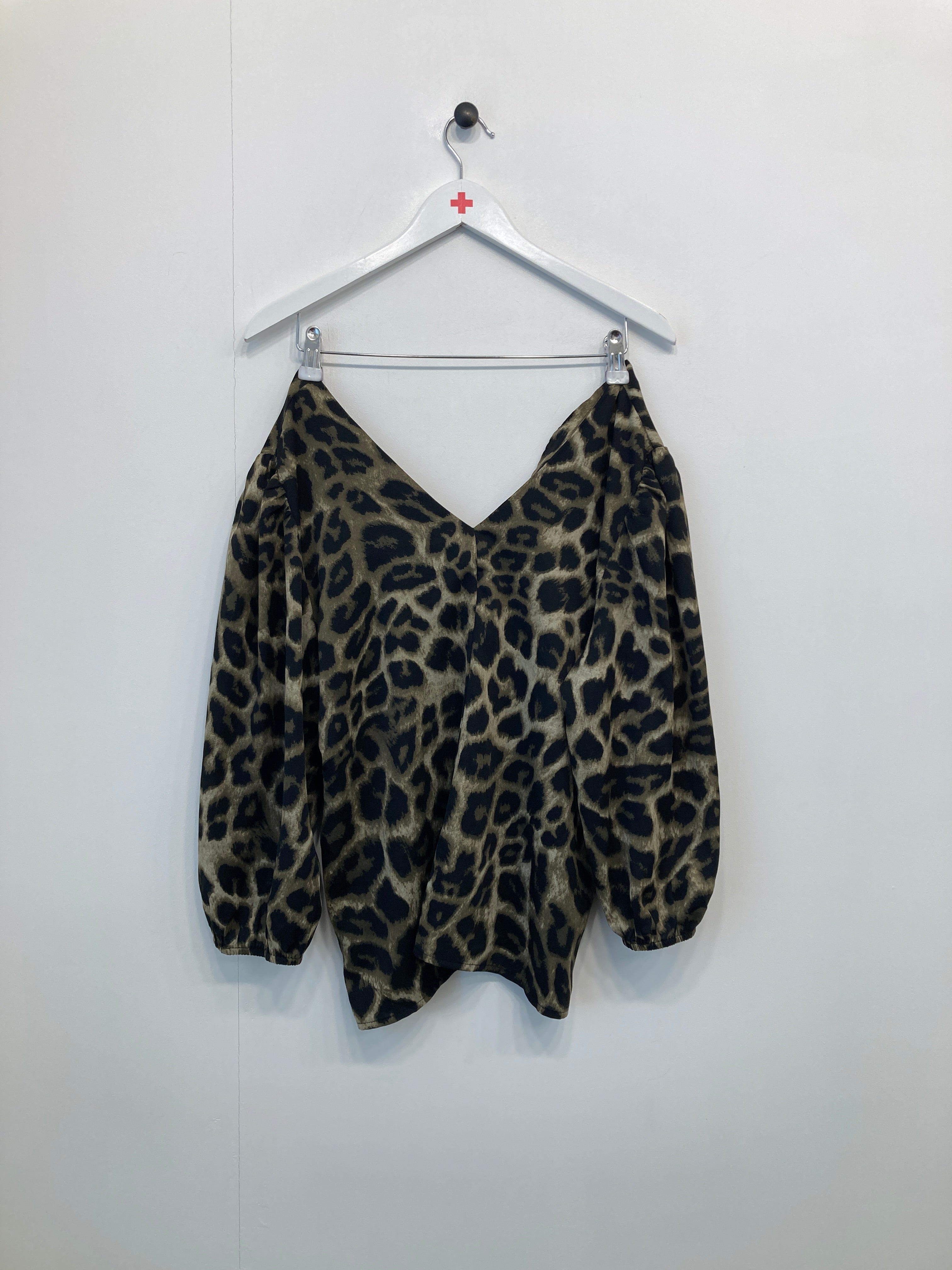 Neo Noir Bluse